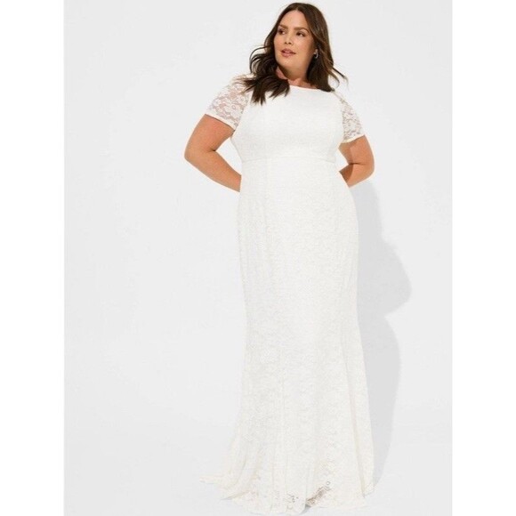 TORRID EVER AFTER SIZE 20 NEW I ORY LACE FIT & FLARE SHORT SLEEVE WEDDING DRESS - Picture 1 of 12